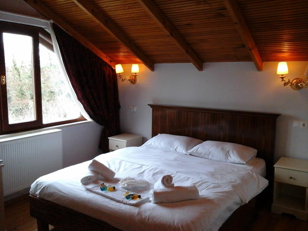 Vira Creek House Bed & Breakfast Ağva Luaran gambar